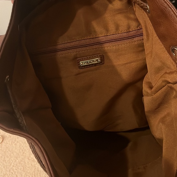 Leather backpack - Picture 2 of 2